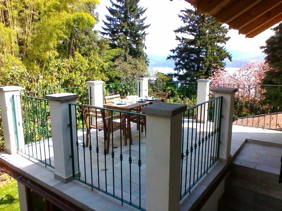 La Camelia D'Oro Appartement Oggebio Buitenkant foto